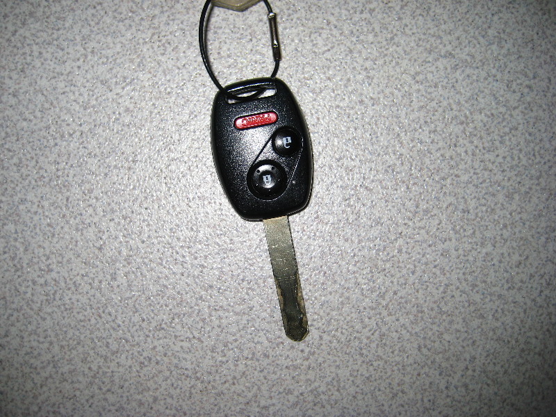 Honda-Civic-Key-Fob-Battery-Replacement-Guide-001