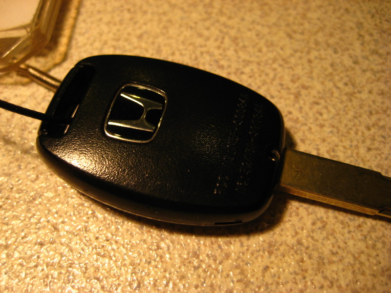 Replacing battery in car key honda #5