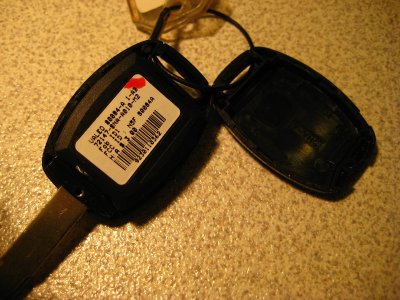 2006 Honda civic key battery replacement #3