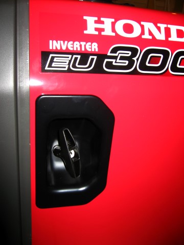 Honda-EU3000is-Portable-Generator-Review-005
