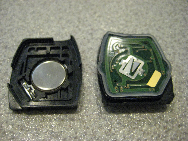 Replacing battery in car key honda #2