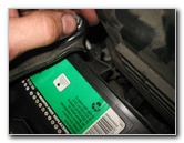 Honda-Odyssey-12V-Automotive-Battery-Replacement-Guide-015
