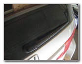Honda-Odyssey-Rear-Window-Wiper-Blade-Replacement-Guide-014