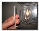 Honda-Odyssey-Vanity-Mirror-Light-Bulb-Replacement-Guide-014
