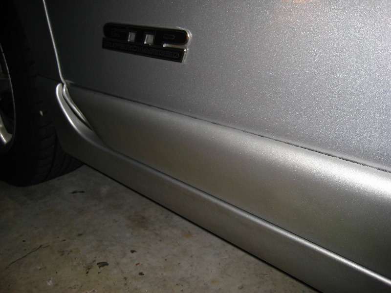 Reattach-Automotive-Door-Molding-Trim-021