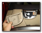 Hyundai-Santa-Fe-Front-Door-Panel-Removal-Guide-014