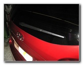 Hyundai-Santa-Fe-Rear-Window-Wiper-Blade-Replacement-Guide-001