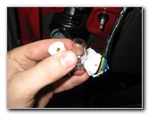 Hyundai-Santa-Fe-Tail-Light-Bulbs-Replacement-Guide-033