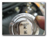 Hyundai-Veloster-Headlight-Bulbs-Replacement-Guide-011