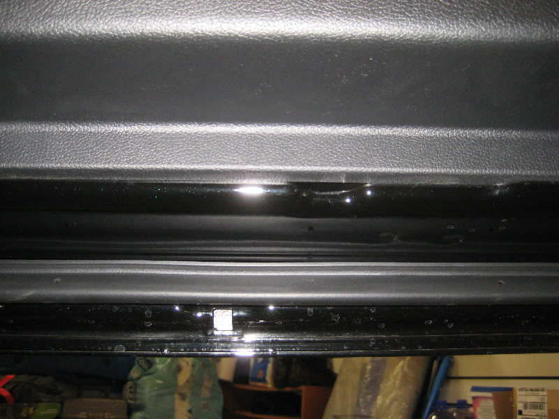 Hyundai-Veloster-Interior-Door-Panel-Removal-Guide-025