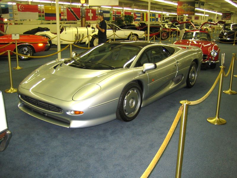 THE AUTO COLLECTIONS AT THE IMPERIAL PALACE - THE STRIP - LAS