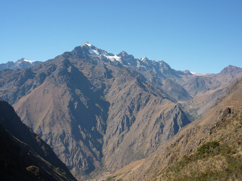 Inca-Hiking-Trail-To-Machu-Picchu-Peru-099