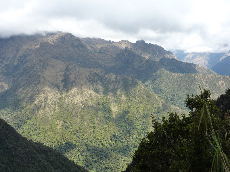 Inca-Hiking-Trail-To-Machu-Picchu-Peru-286