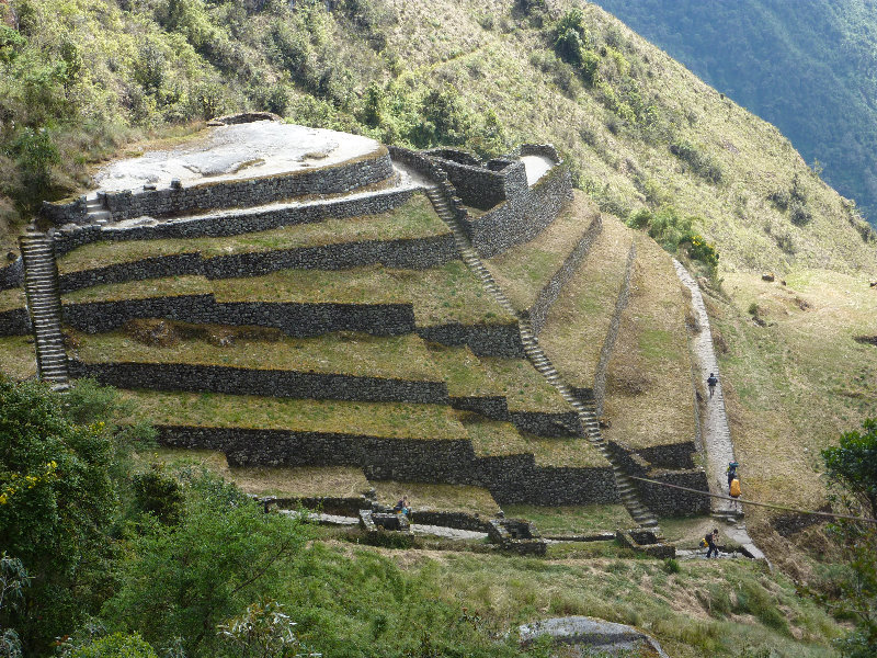 Inca-Hiking-Trail-To-Machu-Picchu-Peru-303