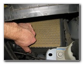 Jeep-Grand-Cherokee-Engine-Air-Filter-Replacement-Guide-011