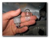 Jeep-Grand-Cherokee-Tail-Light-Bulbs-Replacement-Guide-017