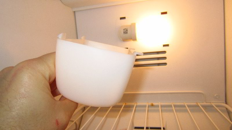 Jenn-Air-Refrigerator-Freezer-Light-Bulbs-Replacement-Guide-026