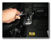Kia-Sedona-12V-Automotive-Battery-Replacement-Guide-030