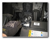 Kia-Sorento-12V-Automotive-Battery-Replacement-Guide-011