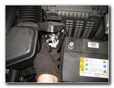 Kia-Sorento-12V-Automotive-Battery-Replacement-Guide-012
