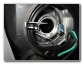 Kia-Sportage-Headlight-Bulbs-Replacement-Guide-020