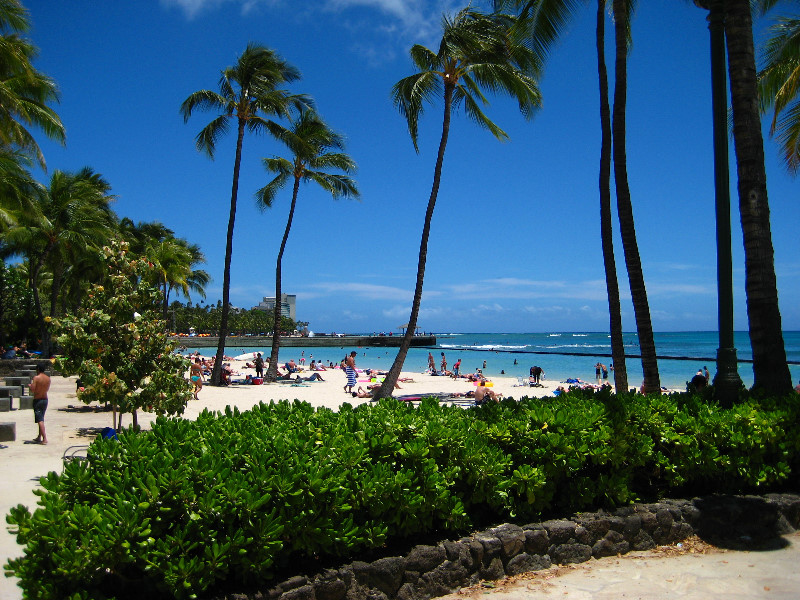 Kuhio-Beach-Park-Waikiki-Beach-Honolulu-Oahu-Hawaii-006