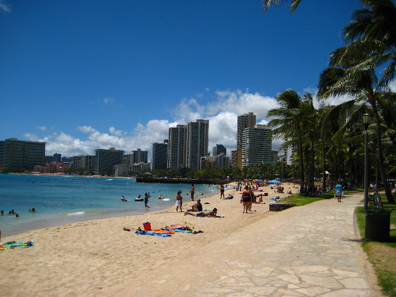 Kuhio-Beach-Park-Waikiki-Beach-Honolulu-Oahu-Hawaii-015