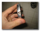 Leaking-Shower-Tub-Faucet-Valve-Stem-Replacement-Guide-008