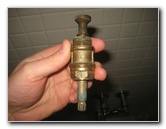 Leaking-Shower-Tub-Faucet-Valve-Stem-Replacement-Guide-026