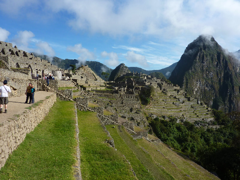 Machu-Picchu-Inca-Trail-Peru-South-America-012