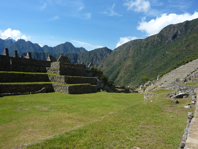 Machu-Picchu-Inca-Trail-Peru-South-America-133