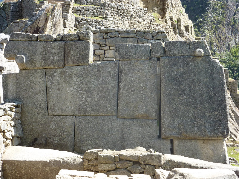 Machu-Picchu-Inca-Trail-Peru-South-America-136