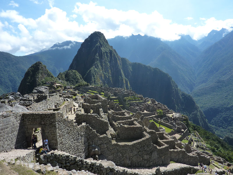 Machu-Picchu-Inca-Trail-Peru-South-America-142