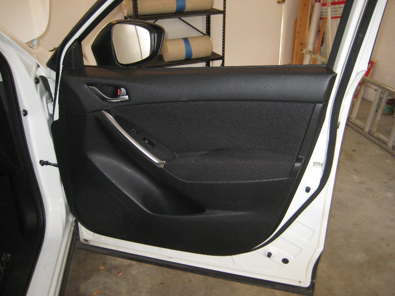 Mazda-CX-5-Interior-Door-Panel-Removal-Guide-001