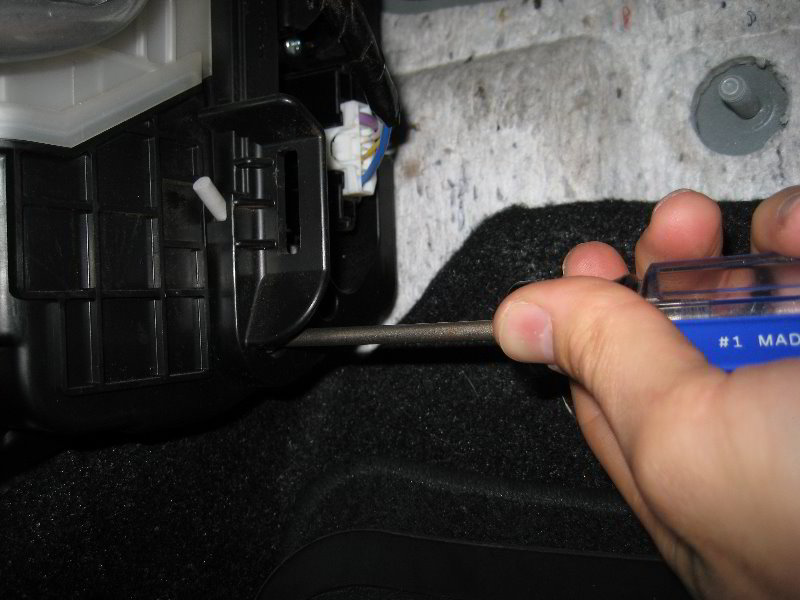 Mazda-Mazda3-HVAC-Cabin-Air-Filters-Replacement-Guide-012