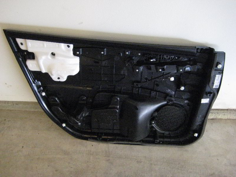 Mazda-Mazda3-Interior-Door-Panel-Removal-Guide-026