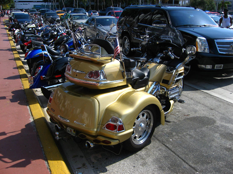 Miami-Motorcycle-Salon-2008-South-Florida-Bike-Show-148