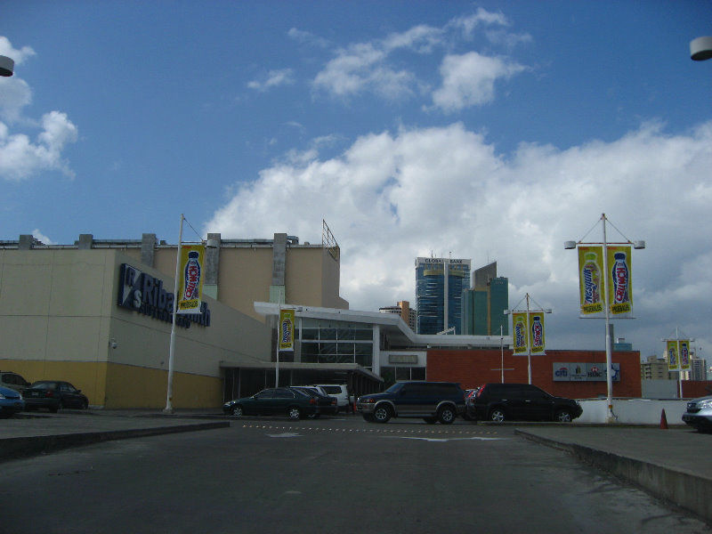 MultiPlaza-Pacific-Shopping-Mall-Panama-City-003