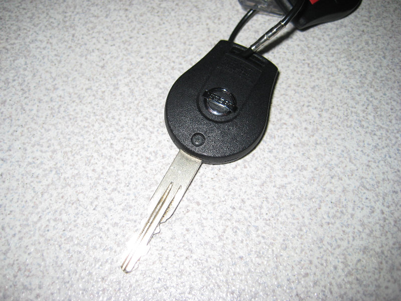 How to change battery in nissan cube key fob #4