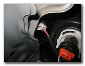 Nissan-Frontier-Headlight-Bulbs-Replacement-Guide-020