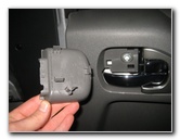 Nissan-Frontier-Interior-Door-Panel-Removal-Guide-004