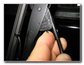 Nissan-Juke-Windshield-Window-Wiper-Blades-Replacement-Guide-005
