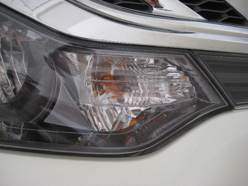 Nissan-Murano-Headlight-Bulbs-Replacement-Guide-031