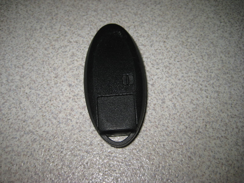 Nissan-Murano-Intelligent-Key-Fob-Battery-Replacement-Guide-002