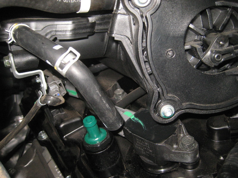 20132016NissanPathfinderPCVValveReplacementGuide026