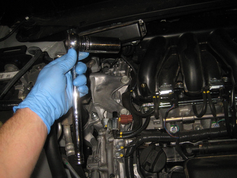 20132016NissanPathfinderPCVValveReplacementGuide028