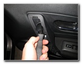 Nissan-Rogue-Interior-Door-Panel-Removal-Guide-042
