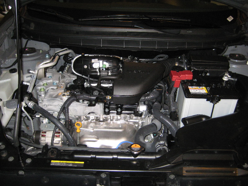 Nissan-Rogue-QR25DE-I4-Engine-Oil-Change-Guide-001