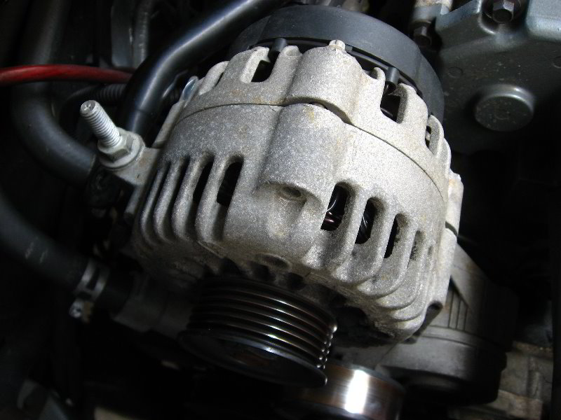 GM-Pontiac-Grand-Prix-Alternator-Replacement-033