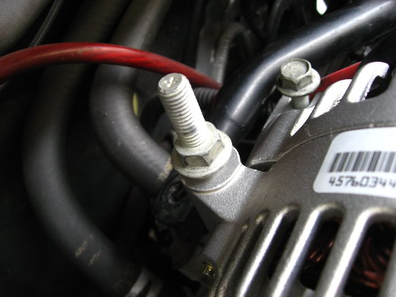 GM-Pontiac-Grand-Prix-Alternator-Replacement-043